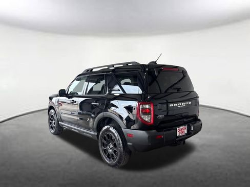 Used 2025 Ford Bronco Sport Badlands image 4