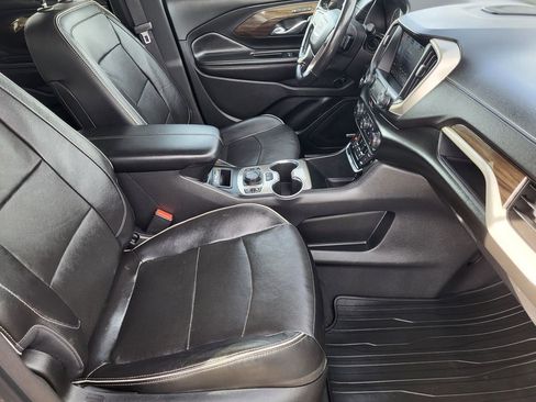 Used 2019 GMC Terrain Denali w/ Advanced Safety Package image 10