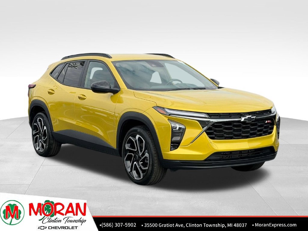Used 2025 Chevrolet Trax RS w/ Driver Confidence Package FWD image 9