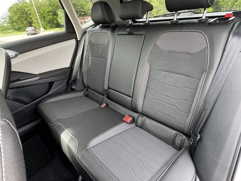 New 2025 Volkswagen Taos S image 28