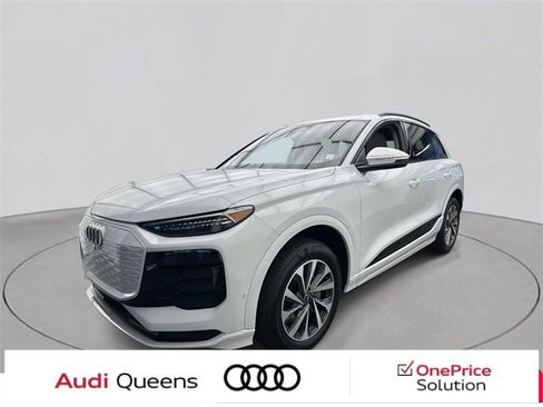 Used 2025 Audi Q6 e-tron Premium Plus image 1