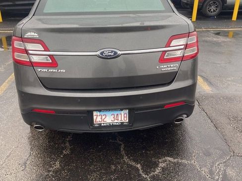 Used 2018 Ford Taurus Limited image 4