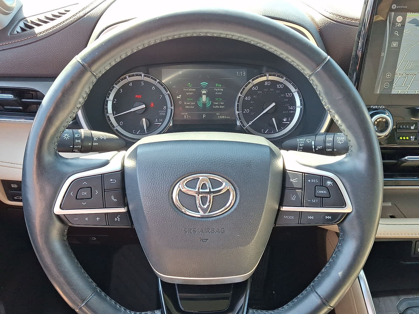 Used 2022 Toyota Highlander Limited AWD/4WD image 22