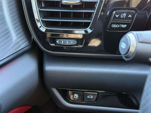 Used 2025 Lexus NX 450h+ F Sport image 23