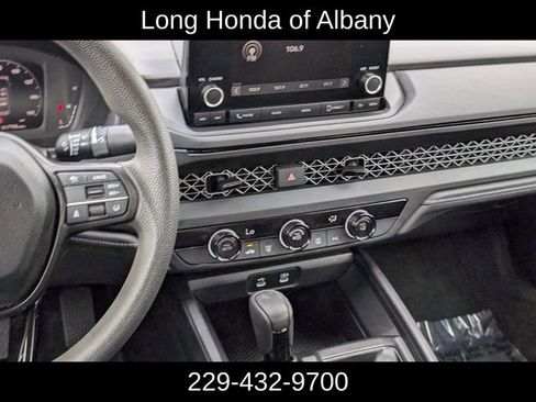 Used 2023 Honda Accord LX image 18