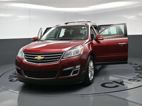 Used 2015 Chevrolet Traverse LT w/ Style and Technology Package AWD/4WD image 22