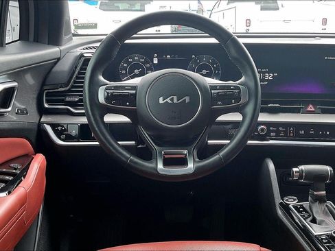 Used 2024 Kia Sportage SX FWD image 5