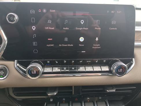 Used 2023 GMC Canyon Denali AWD/4WD image 22