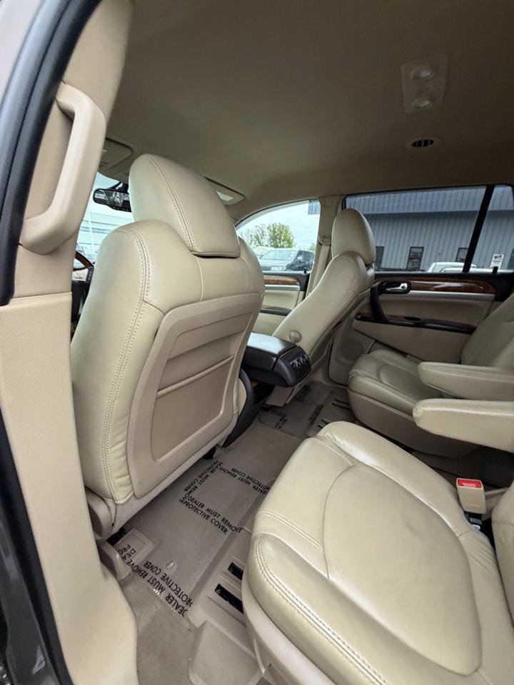 Used 2010 Buick Enclave CX FWD image 28