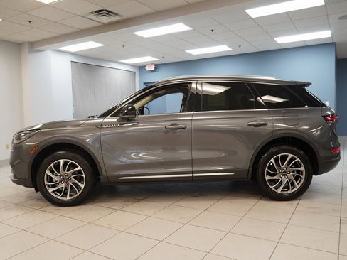 Used 2022 Lincoln Corsair AWD w/ Equipment Group 101A image 2