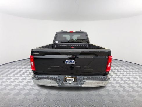 Used 2021 Ford F150 XLT image 6