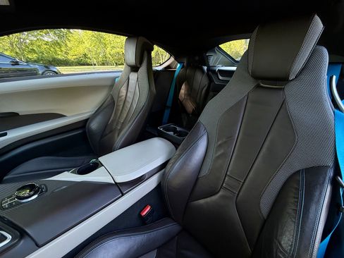 Used 2019 BMW i8 Coupe AWD/4WD image 11