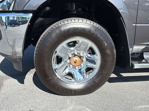 Used 2020 RAM 2500 Laramie AWD/4WD image 9