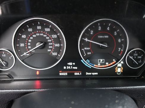 Used 2016 BMW 328i Gran Turismo xDrive image 12