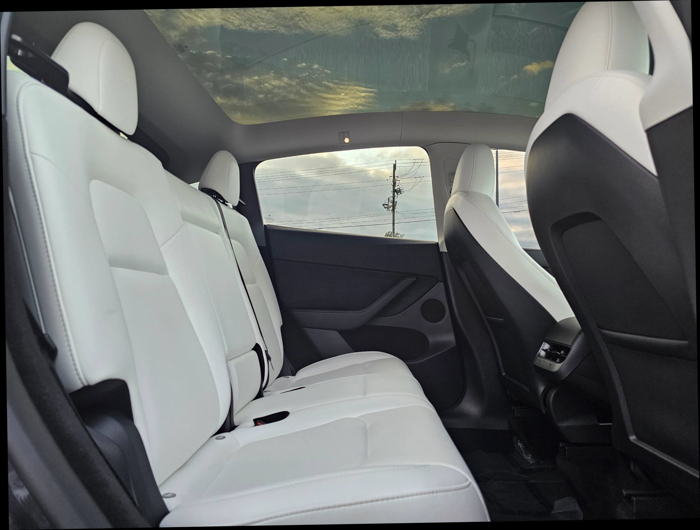 Used 2023 Tesla Model Y Performance AWD/4WD image 23