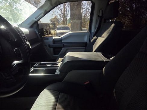 Used 2017 Ford F150 XL w/ Equipment Group 101A Mid image 6