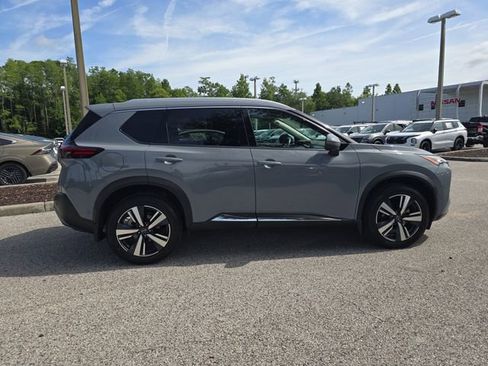 Certified 2023 Nissan Rogue SL w/ SL Premium Package FWD image 9