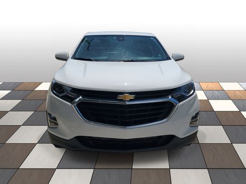 Used 2020 Chevrolet Equinox LT w/ LPO, Floor Liner Package image 2