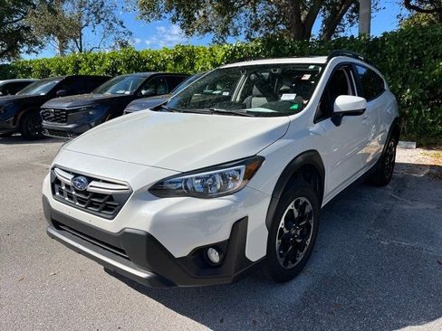 Used 2023 Subaru Crosstrek 2.0i Premium image 2