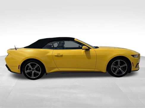 Used 2024 Ford Mustang Premium RWD image 4