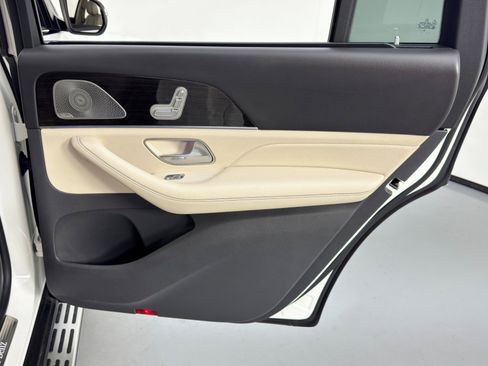 Used 2020 Mercedes-Benz GLS 580 4MATIC image 56