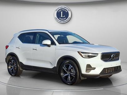 Certified 2025 Volvo XC40 B5 Core