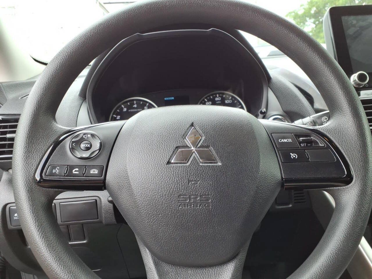 Used 2024 Mitsubishi Eclipse Cross LE AWD/4WD image 25