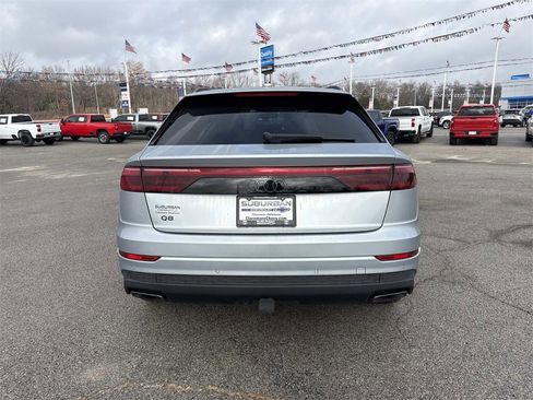 Used 2025 Audi Q8 Premium image 4