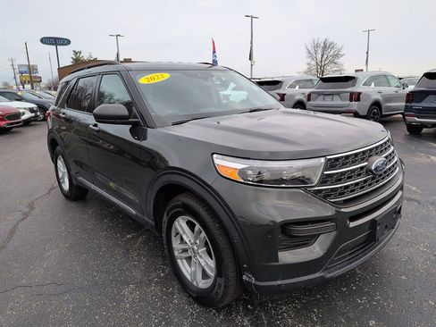 Used 2022 Ford Explorer XLT w/ Class IV Trailer Tow Package image 1