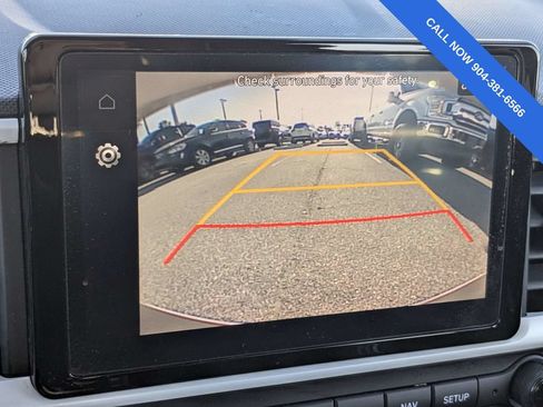 Used 2023 Hyundai Venue Limited FWD image 22