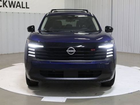 New 2026 Nissan Kicks SR w/ Cold Weather Package image 3