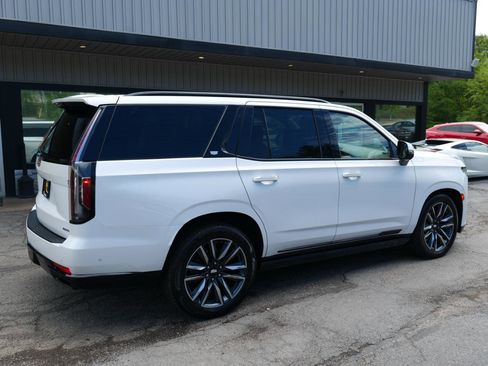 Used 2021 Cadillac Escalade Sport Platinum AWD/4WD image 5