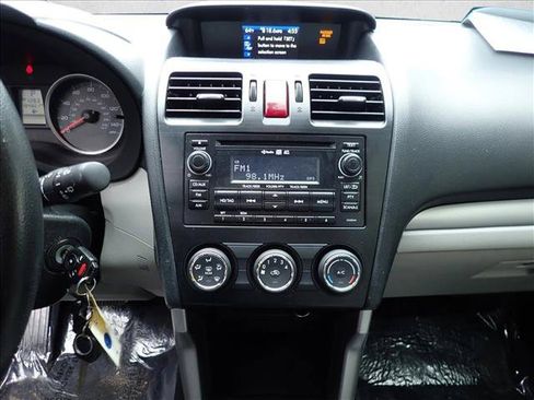Used 2014 Subaru Forester 2.5i Premium w/ Popular Package #2 AWD/4WD image 17