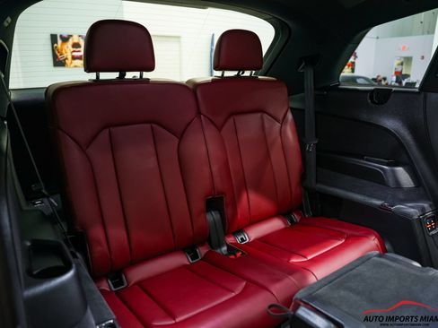 Used 2021 Audi SQ7 Premium Plus w/ Driver Assistance Package AWD/4WD image 59