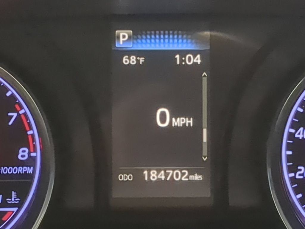 Used 2019 Toyota Camry LE FWD image 34