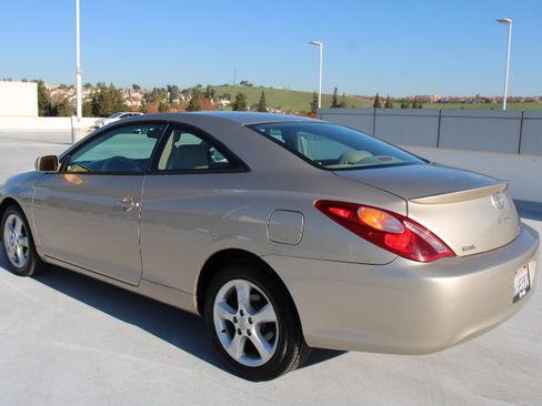 Used 2005 Toyota Solara SLE image 5