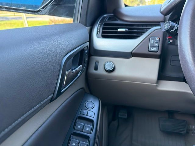 Used 2017 Chevrolet Tahoe LT RWD image 13