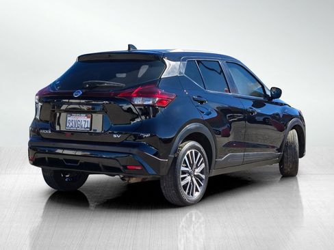 Used 2021 Nissan Kicks SV FWD image 5