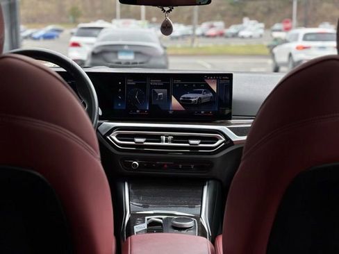 Used 2023 BMW 330i xDrive Sedan w/ M Sport Package image 32