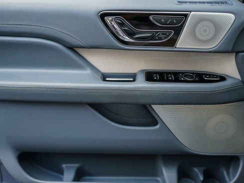 Used 2024 Lincoln Navigator Black Label image 37