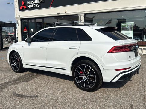 Used 2019 Audi Q8 Premium Plus w/ Premium Plus AWD/4WD image 4