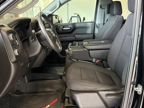 Used 2021 GMC Sierra 1500 4x4 Crew Cab w/ Sierra Value Package image 14