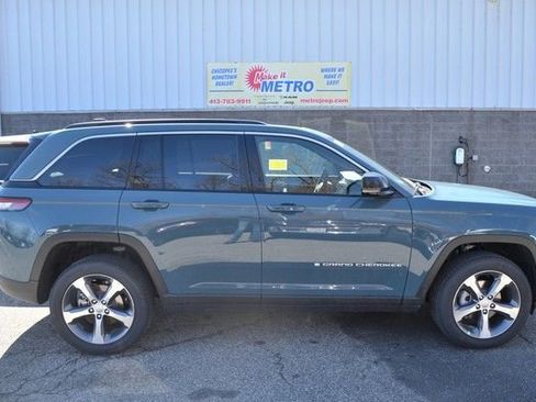 New 2026 Jeep Grand Cherokee Limited AWD/4WD image 9