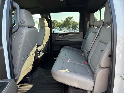 New 2026 GMC Sierra 3500 SLT w/ SLT Premium Package image 23