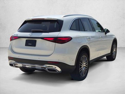Certified 2026 Mercedes-Benz GLC 300 image 5