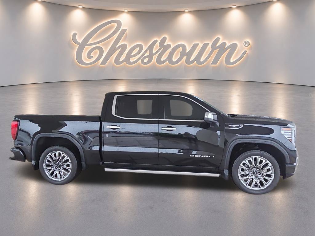 Used 2025 GMC Sierra 1500 Denali Ultimate AWD/4WD image 4