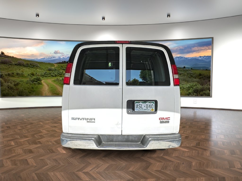 Used 2016 GMC Savana 2500 RWD image 4