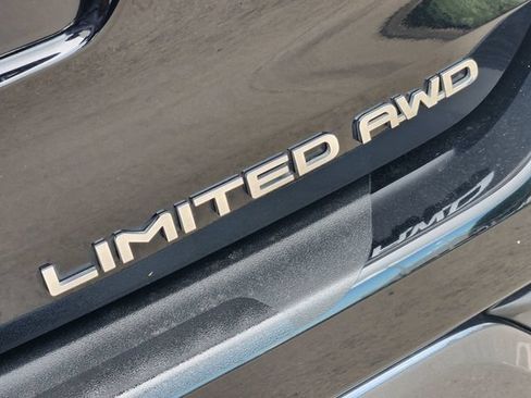 Certified 2026 Toyota Highlander Limited AWD/4WD image 12