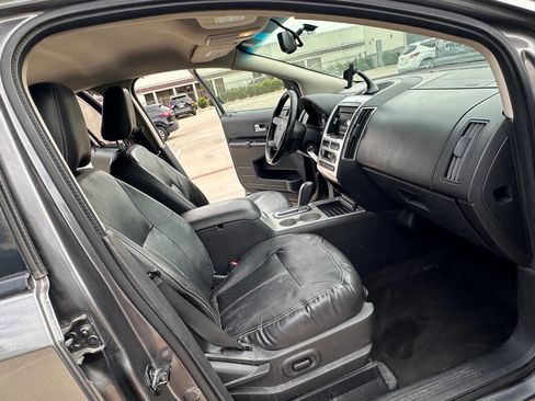 Used 2010 Ford Edge SEL FWD image 21