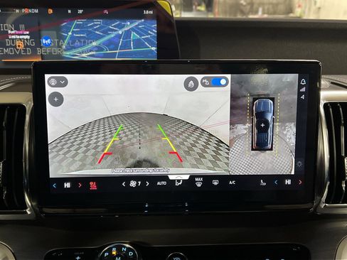 New 2026 Ford Expedition Platinum w/ Driver's Package image 19